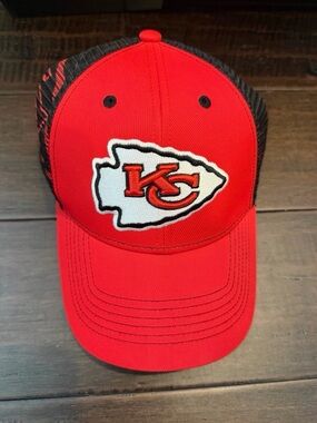 Kansas City Chiefs NFL Trucker Hat Red Black Snapback One Size New NWOT